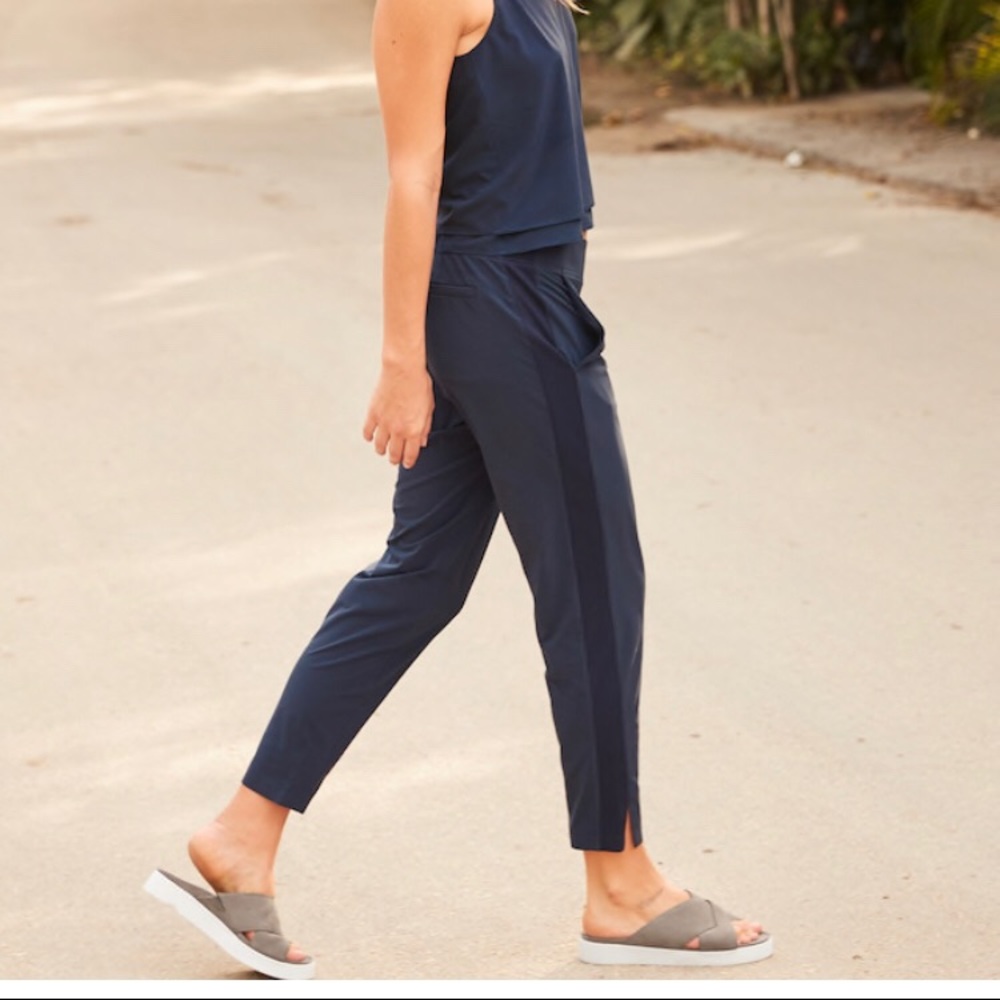 Athleta Brooklyn Ankle Pants in Black